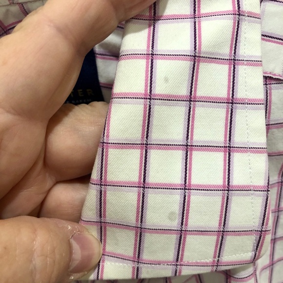 Classic Men's Pink Plaid Button-Down Shirt - Picture 5 of 5
